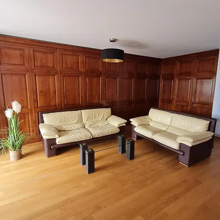 T2, Balcon, Centre Et Lac, Garage, 73m2, Calme Chic Annecy